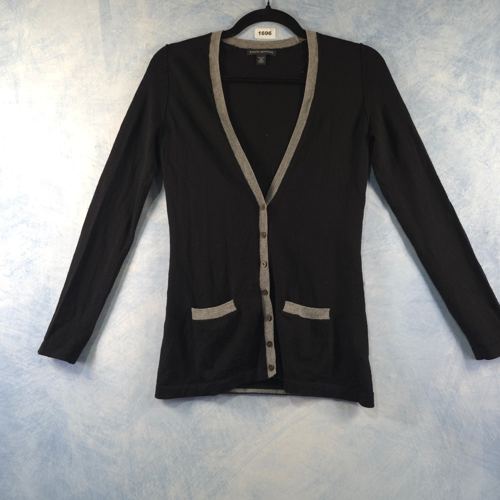 Banana Republic Womens 100% Merino Wool Cardigan Sweater Black‎ Grey Trim Petite